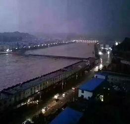 陕西水库决口视频,视频记录生死救援全过程