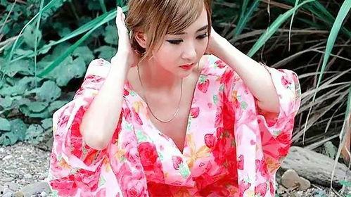 穿和服要穿胸罩吗视频,胸罩搭配指南揭秘