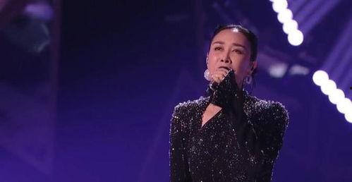 那英演唱会丢戒指视频,现场观众见证珍贵时刻